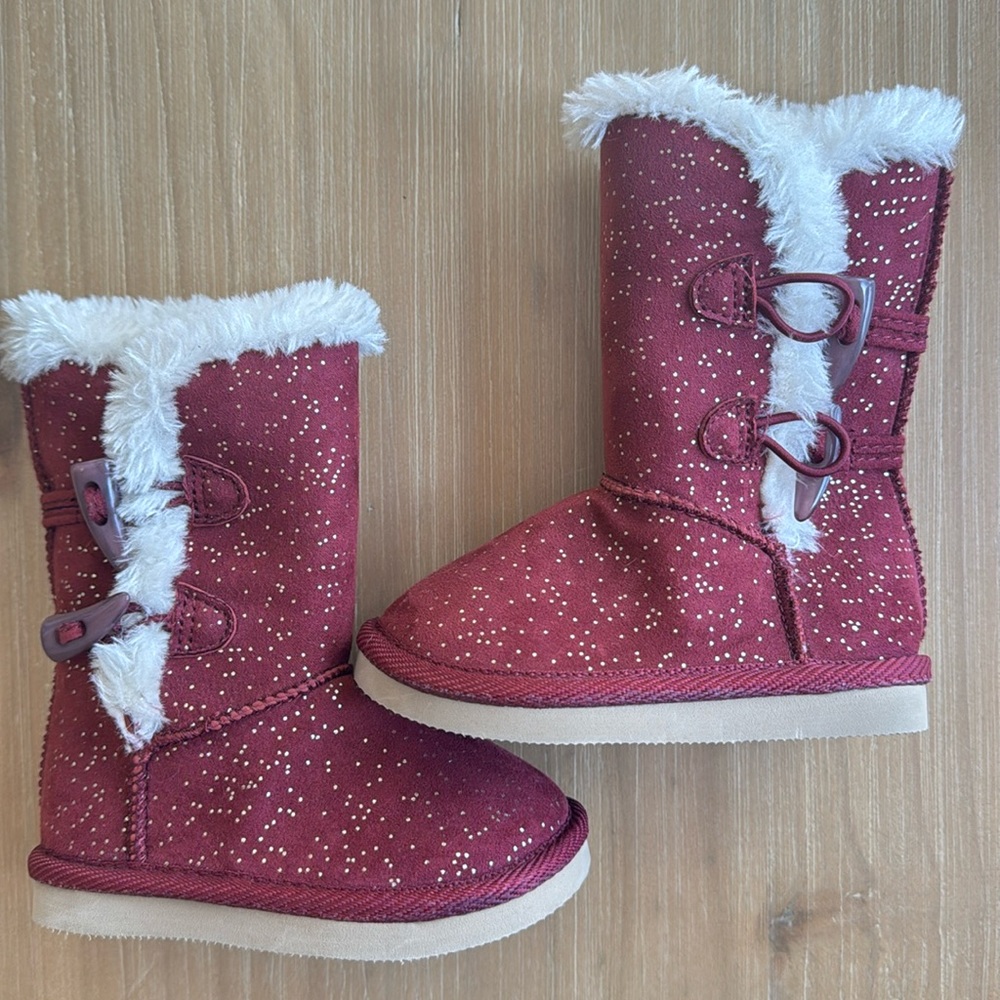 Toddler girls burgundy fuzzy boots